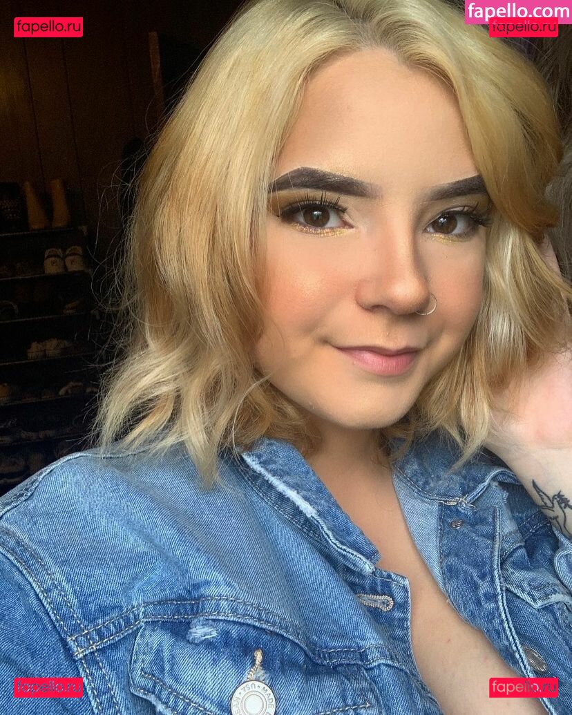 https: / lacebeth / laciearmstrong Onlyfans Photo Gallery 