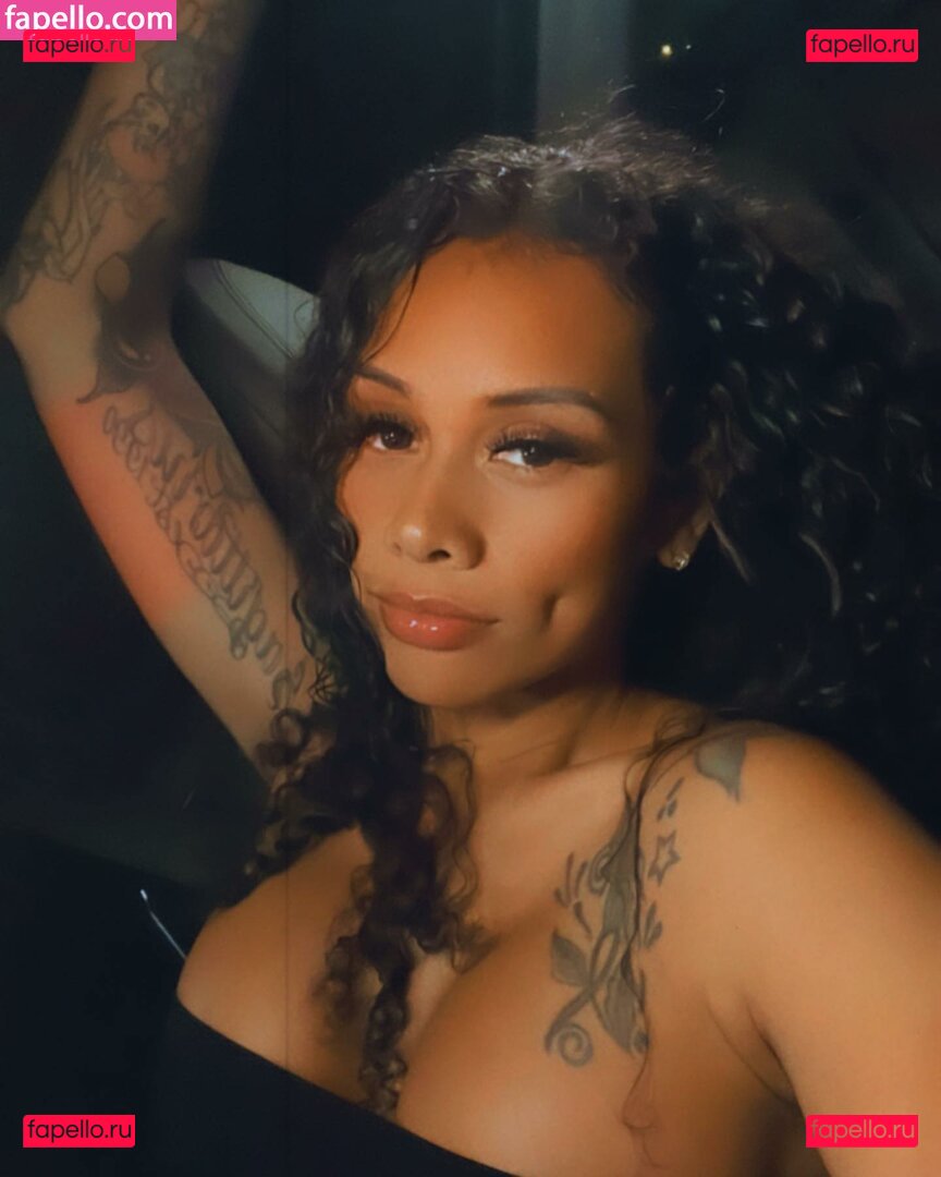 JAZZYMOtheISSUE / jasminheaney / jazzymotheissuee Onlyfans Photo Gallery 