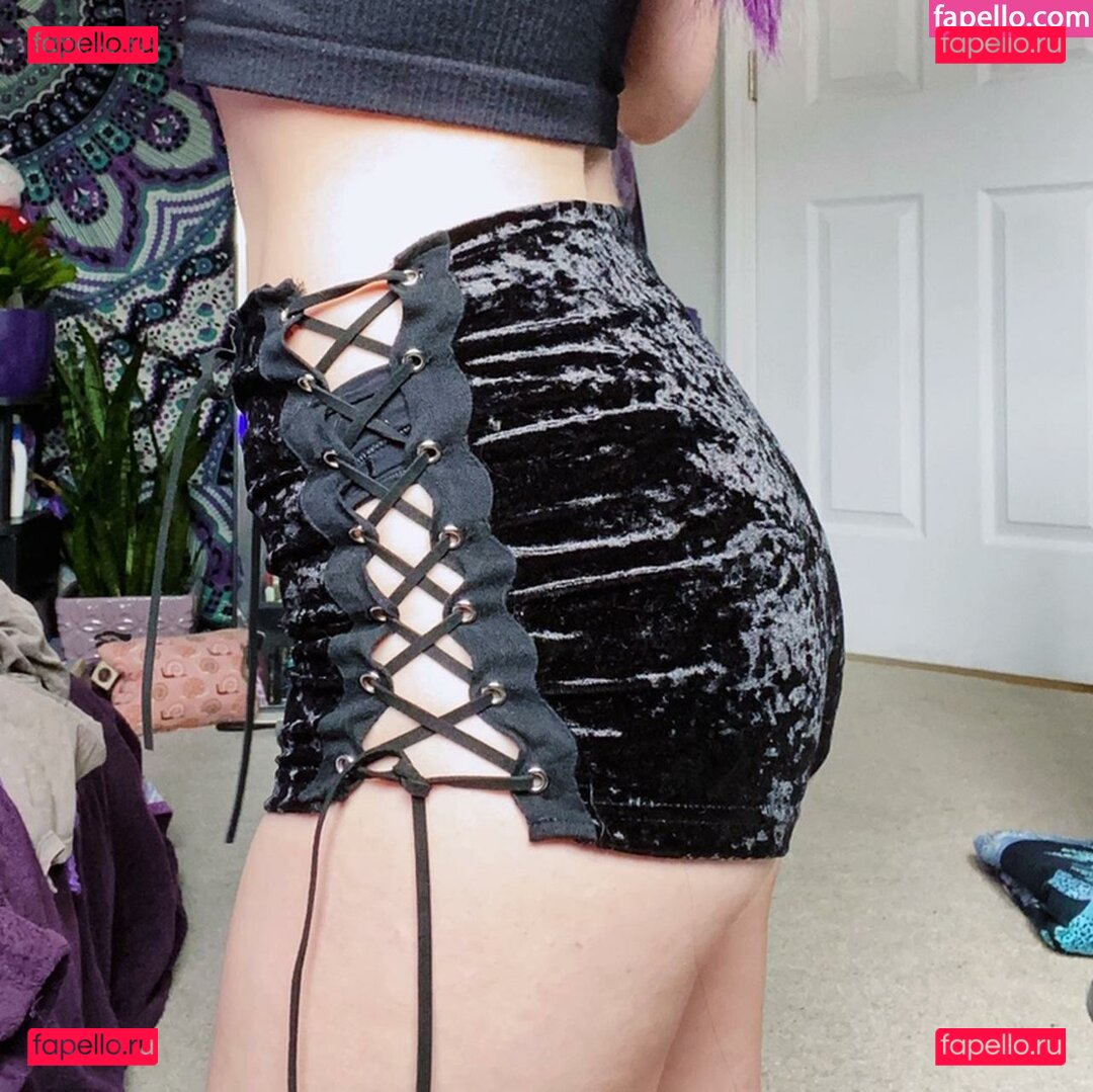 Cosmic_pixiee / LivPixie Onlyfans Photo Gallery 