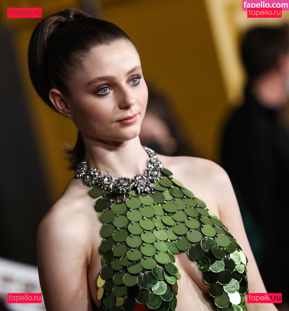 Thomasin McKenzie / thomasin.mckenzie Onlyfans Photo Gallery 