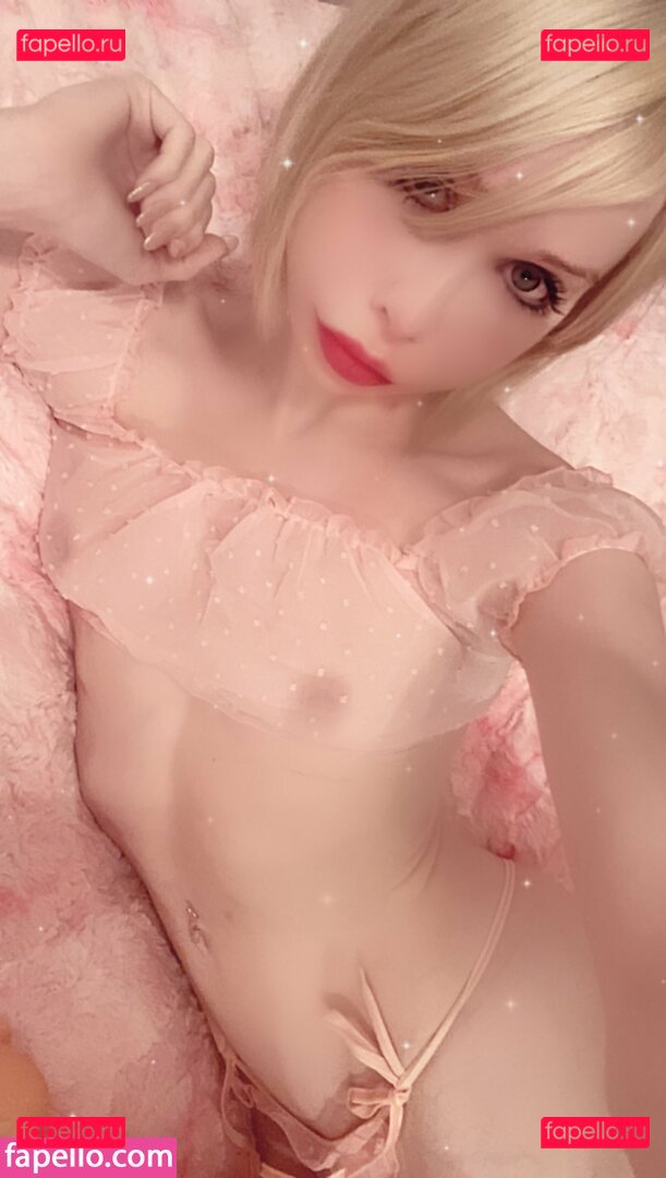 Sarina Valentina / SarinaValentina / https: / sarinavalentinaxo Onlyfans Photo Gallery 