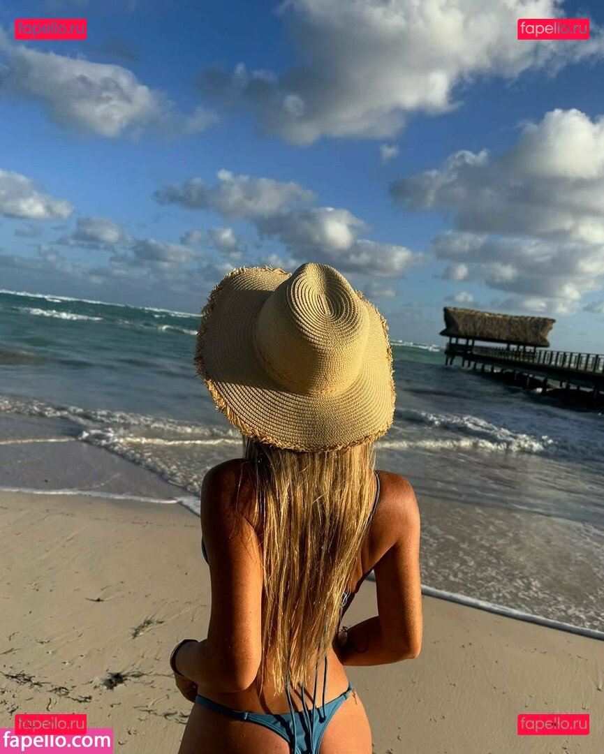 Sol Rivas / solcitorivas Onlyfans Photo Gallery 