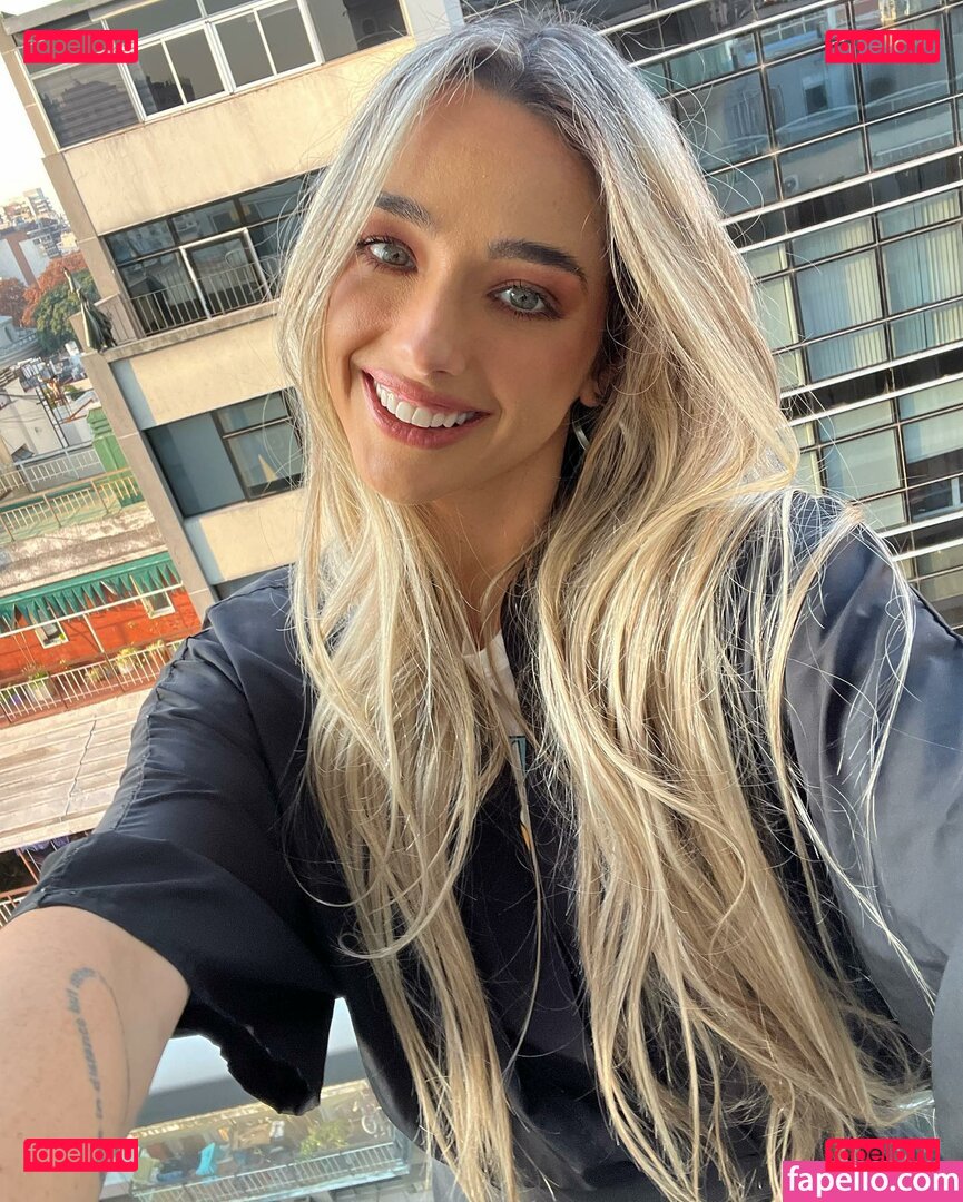 Sol Rivas / solcitorivas Onlyfans Photo Gallery 