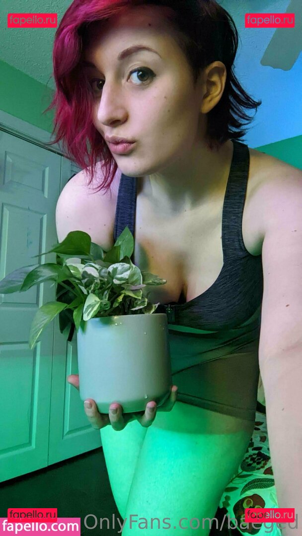 baeged / baegedcosplays Onlyfans Photo Gallery 