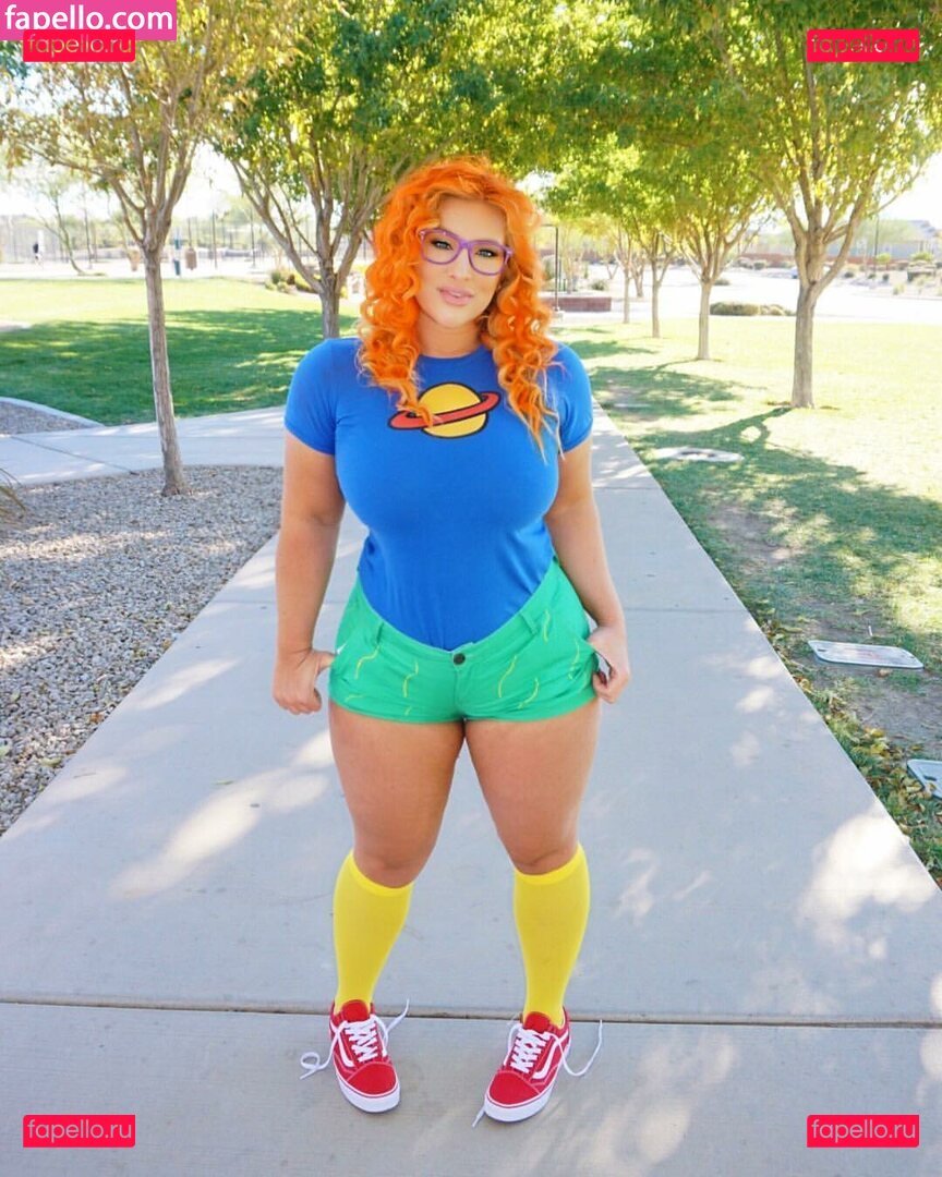 Taya Christian / Thedoctorbae Onlyfans Photo Gallery 