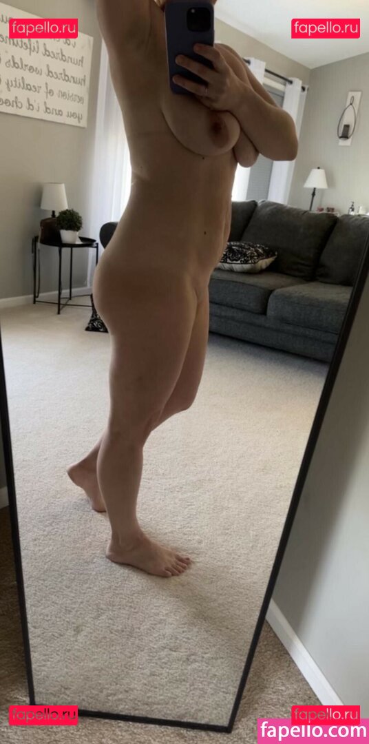 Ksplayplace / Sharedpilotswife / firstclass_upgrade Onlyfans Photo Gallery 