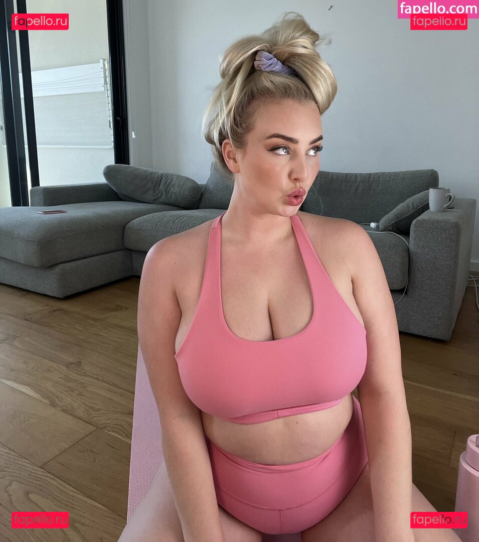 itslucyadler / lucyadler97 / lucyadlernz Onlyfans Photo Gallery 