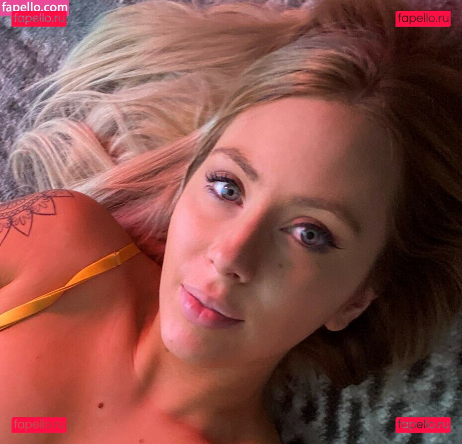 StarrGiirl5608 / dreamsg Onlyfans Photo Gallery 