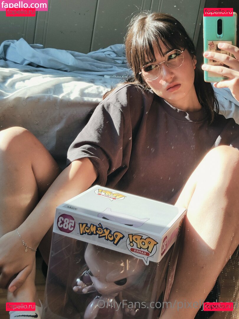 PixelJadeArixela / pixeljadeari Onlyfans Photo Gallery 