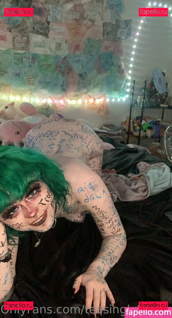 sheiscelestee / teasinglytrashed Onlyfans Photo Gallery 