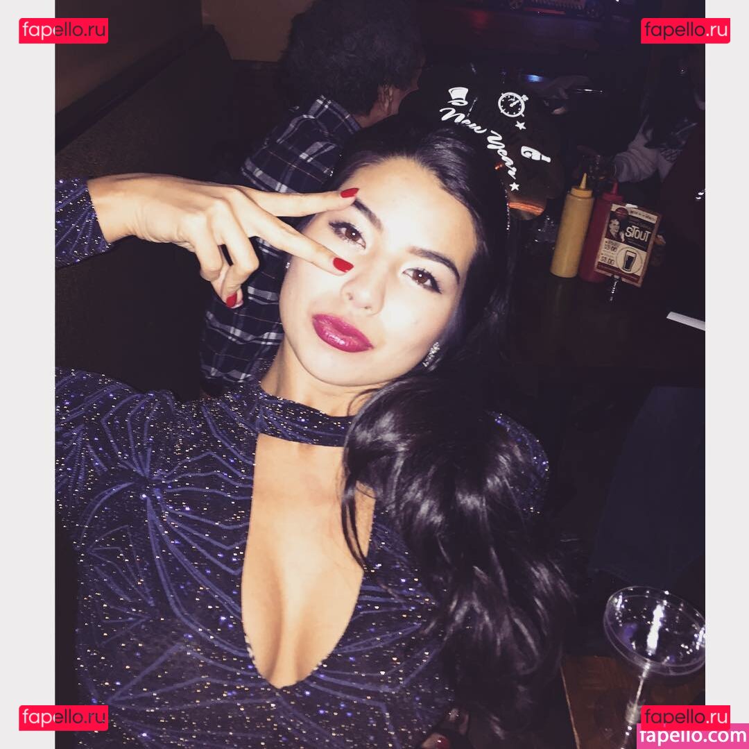 CarolineKwan / carolinekwann Onlyfans Photo Gallery 