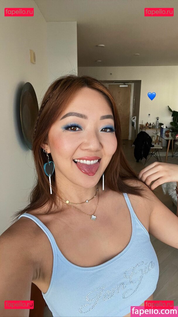 Simona Shao / simonashao Onlyfans Photo Gallery 