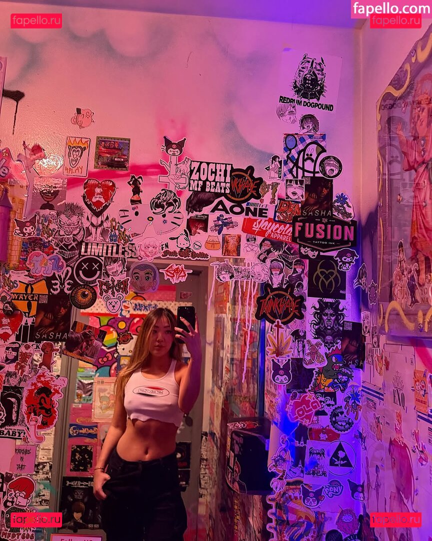 Simona Shao / simonashao Onlyfans Photo Gallery 