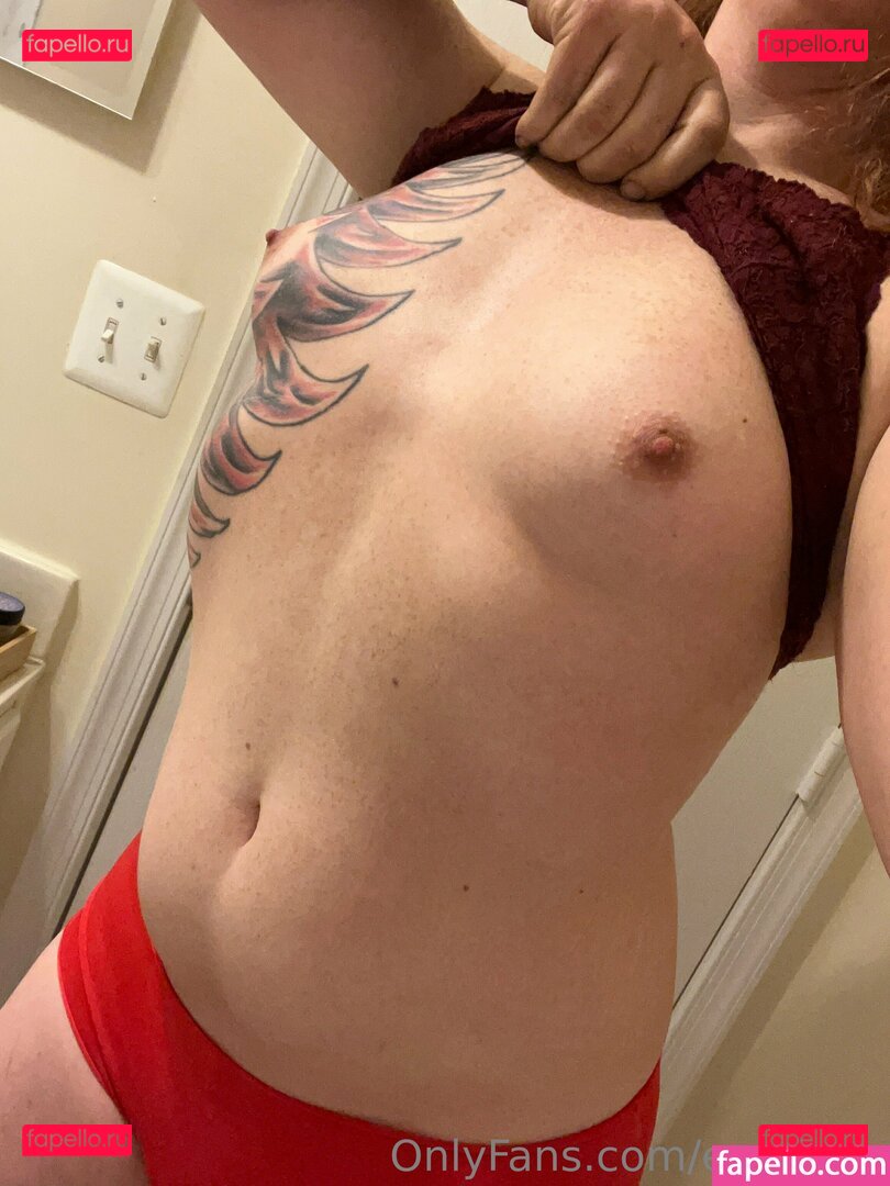 enesprit_tv / esprit_tv Onlyfans Photo Gallery 