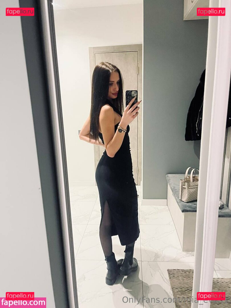 mia_evans Onlyfans Photo Gallery 