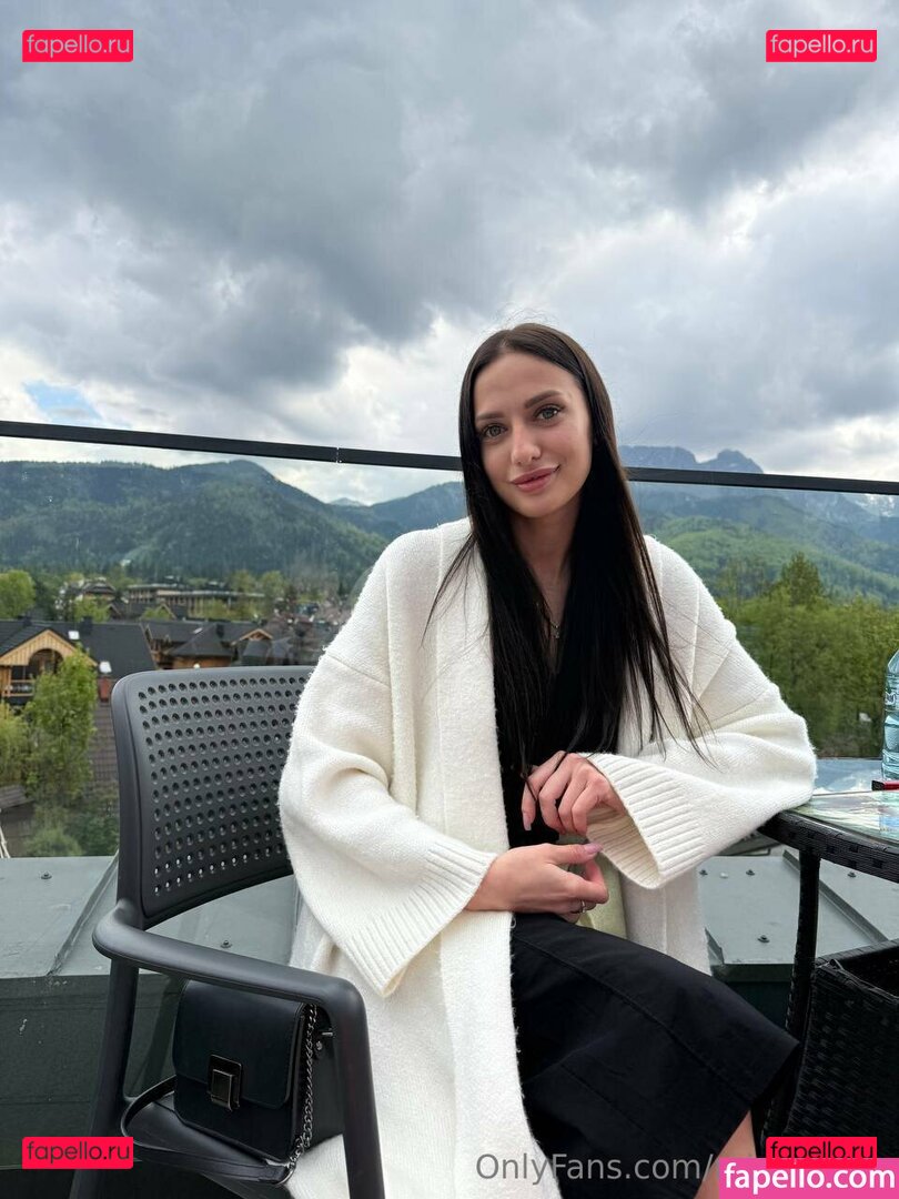 mia_evans Onlyfans Photo Gallery 