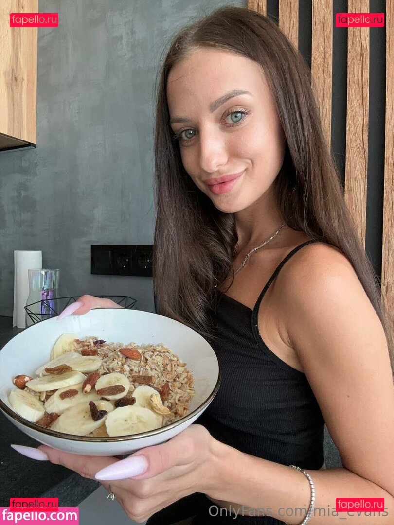 mia_evans Onlyfans Photo Gallery 