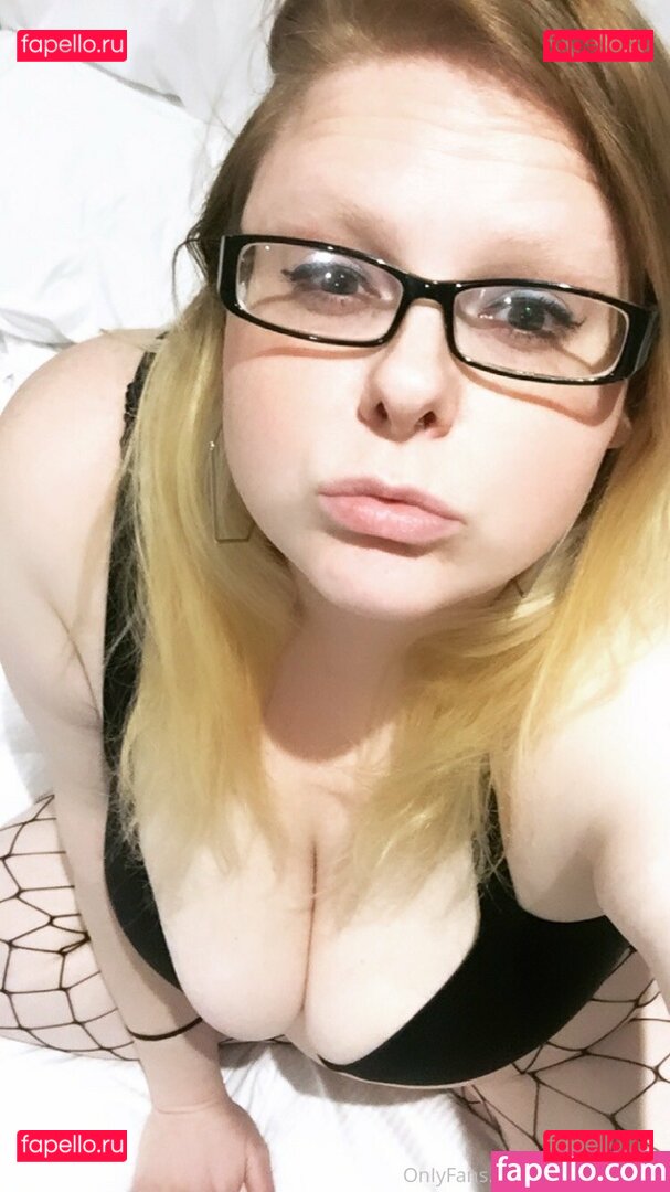 lucy_lui01 / lucylucious01 Onlyfans Photo Gallery 