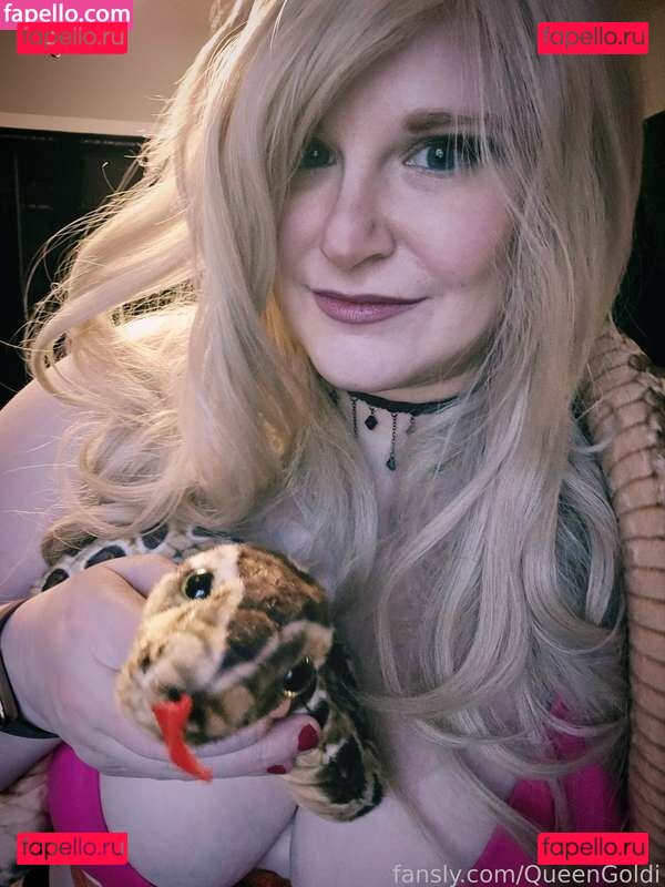 QueenGoldi / https: / thequeengoldi Onlyfans Photo Gallery 