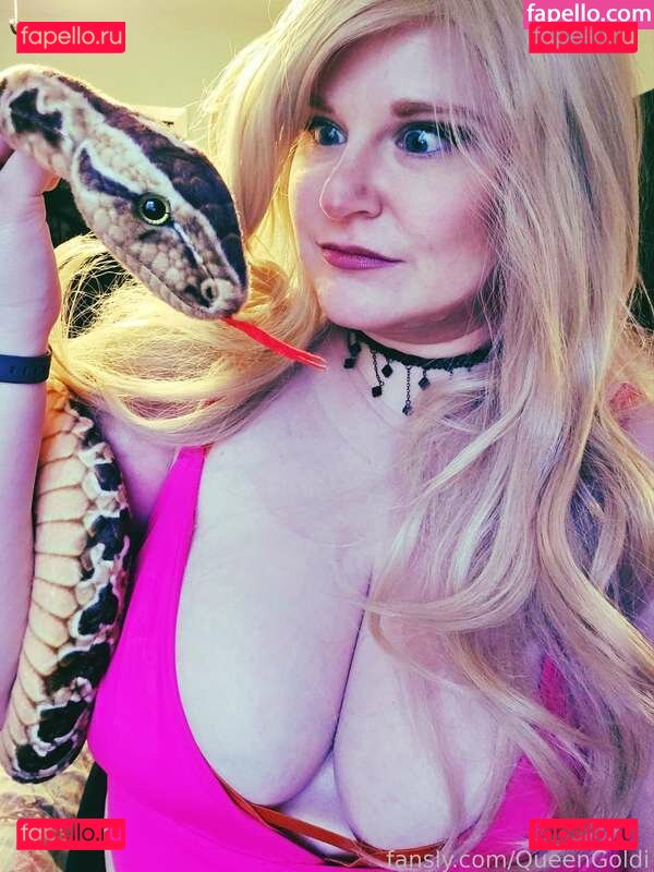 QueenGoldi / https: / thequeengoldi Onlyfans Photo Gallery 