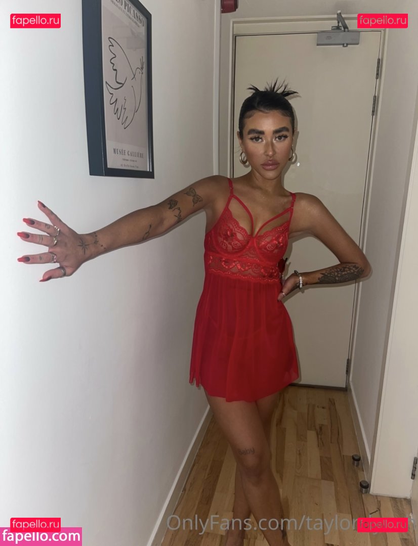 Taylorrlynch Onlyfans Photo Gallery 