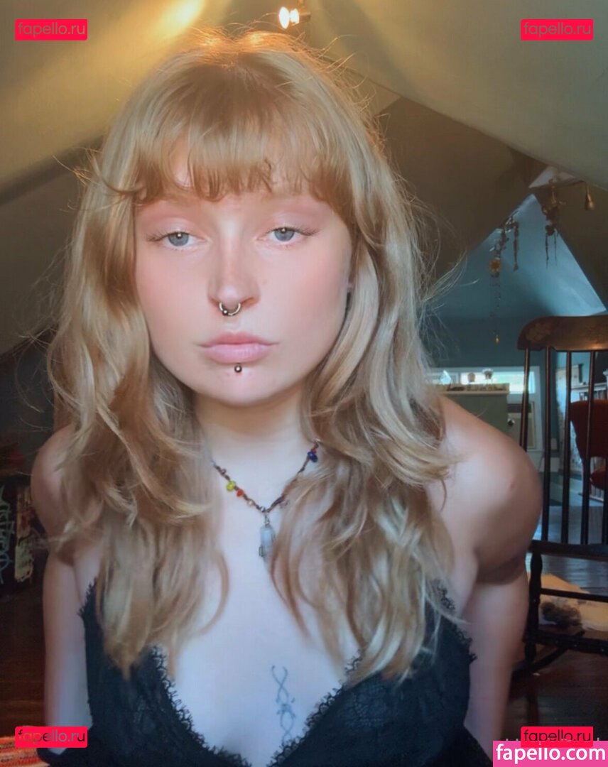 https: / huskdoll Onlyfans Photo Gallery 