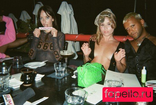 Lexee Smith / lexeesmith / lexiesmiths Onlyfans Photo Gallery 