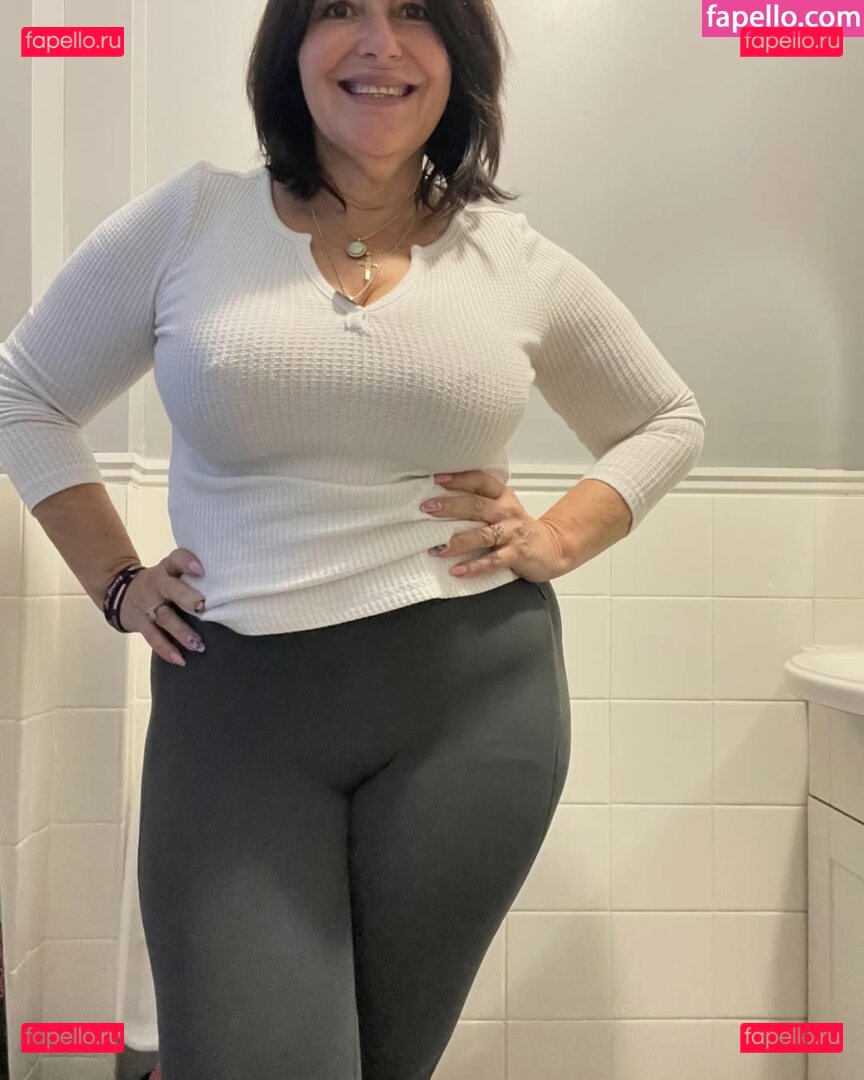 Lou M Bondi / finallyfoundmypeace / https: / ivorygoddess Onlyfans Photo Gallery 