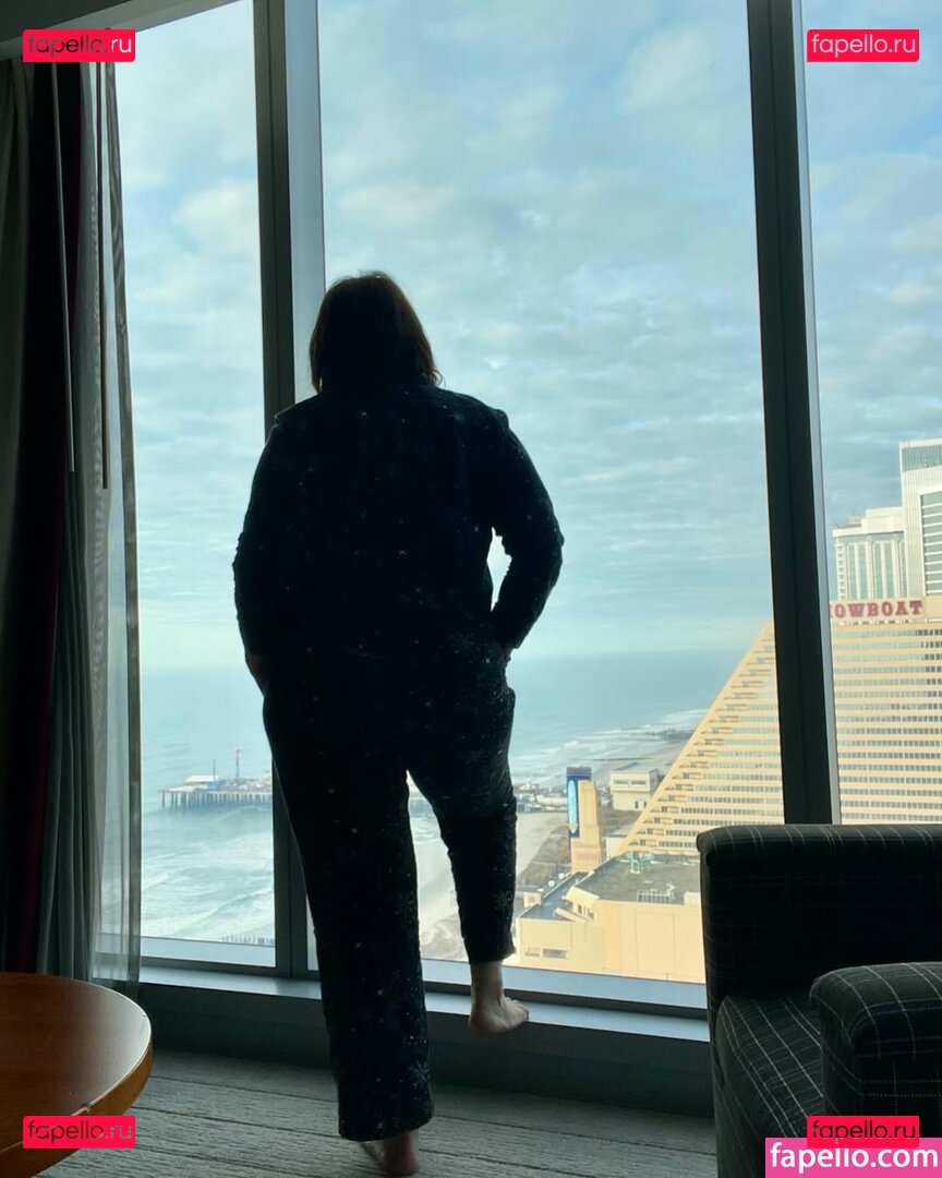 Lou M Bondi / finallyfoundmypeace / https: / ivorygoddess Onlyfans Photo Gallery 