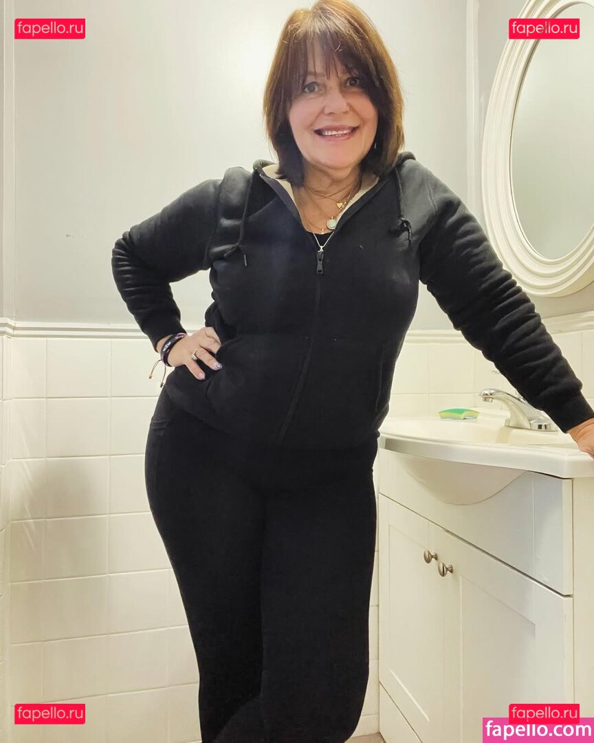 Lou M Bondi / finallyfoundmypeace / https: / ivorygoddess Onlyfans Photo Gallery 