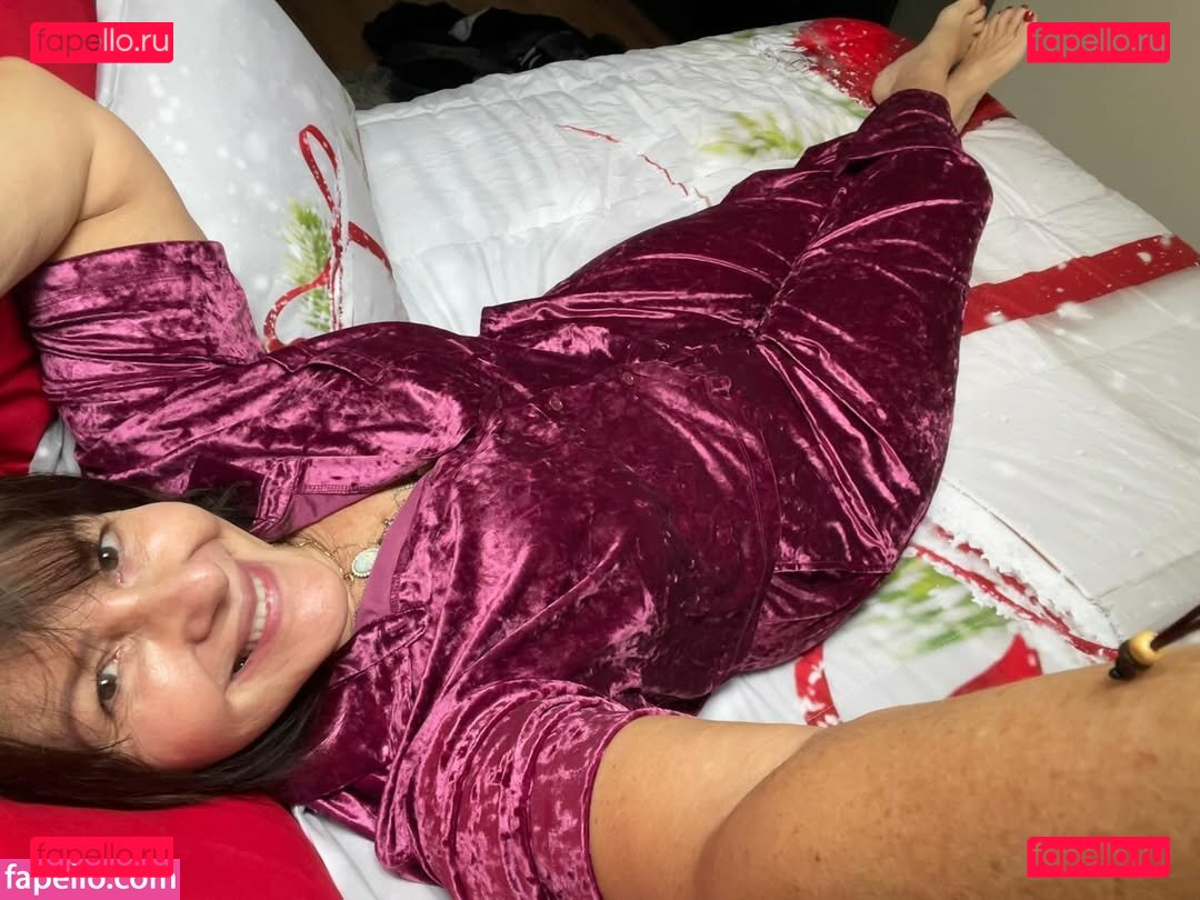 Lou M Bondi / finallyfoundmypeace / https: / ivorygoddess Onlyfans Photo Gallery 