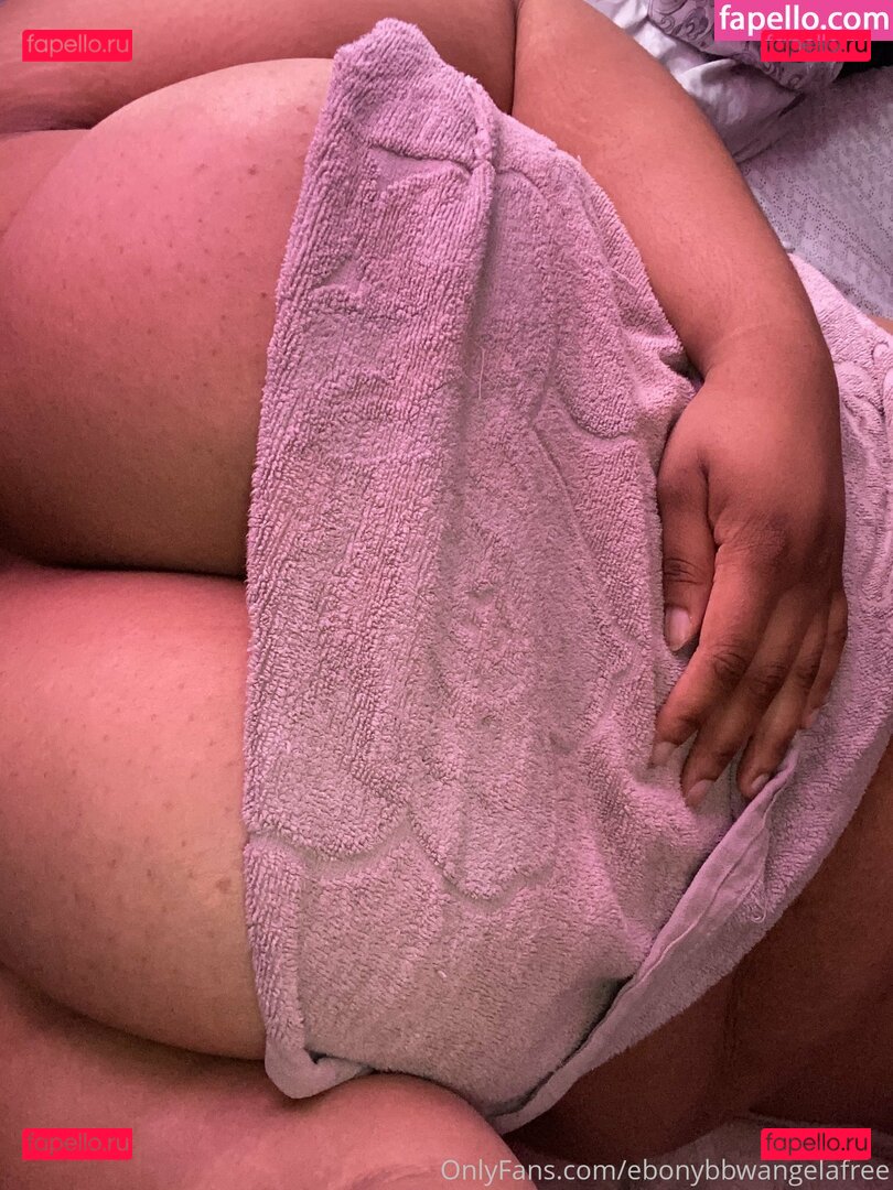 ebonybbwangelafree / ebonylab_ Onlyfans Photo Gallery 