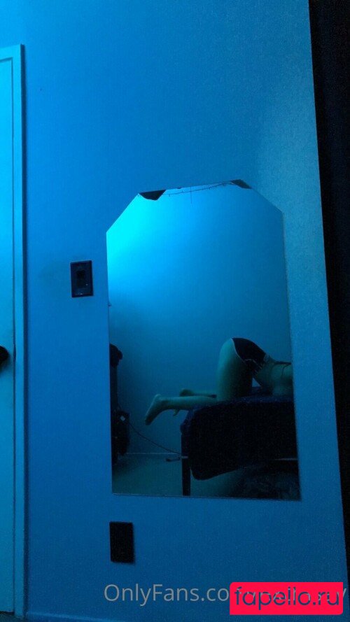 Extrasav / extraroxy / paparoxy Onlyfans Photo Gallery 