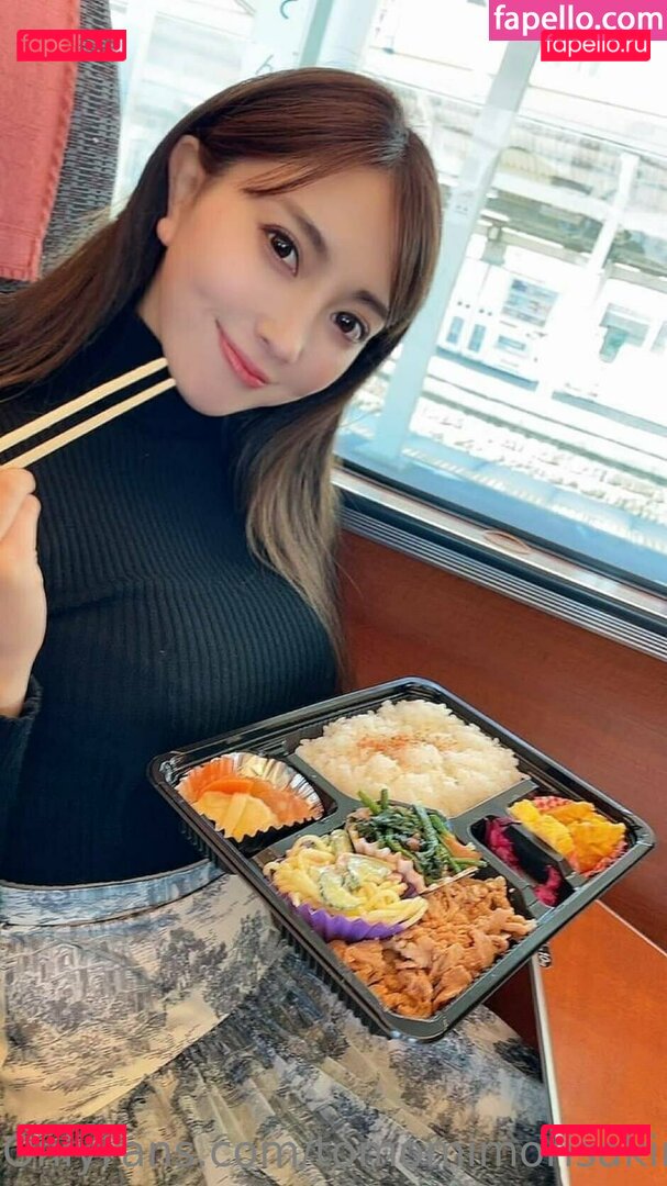 _shirdkyiaaa / tomomimorisakirip Onlyfans Photo Gallery 