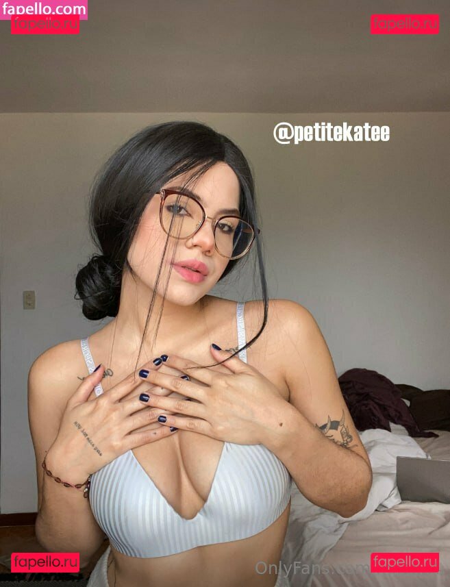 miiaxx4 / miiaxx__ Onlyfans Photo Gallery 