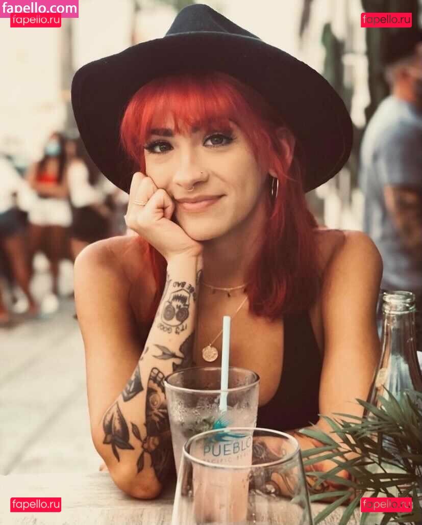 blackheartburlesque / sgblackheartburlesque Onlyfans Photo Gallery 