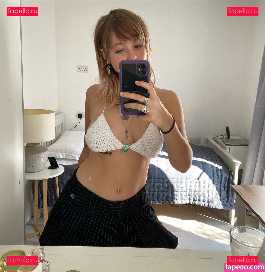 _femalien / femalien69 Onlyfans Photo Gallery 