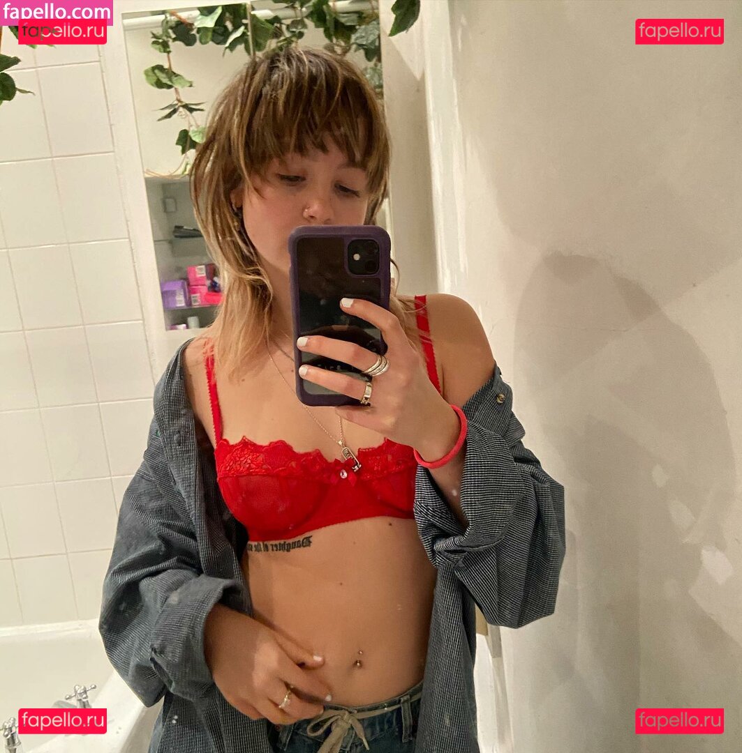 _femalien / femalien69 Onlyfans Photo Gallery 