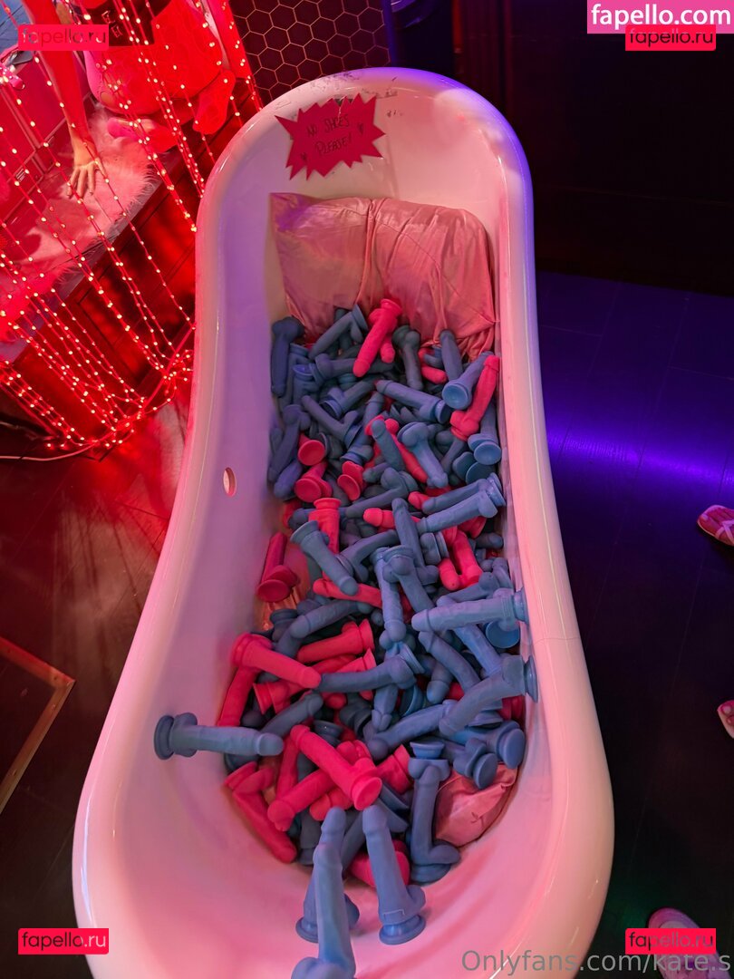 kate.s / saufkat Onlyfans Photo Gallery 