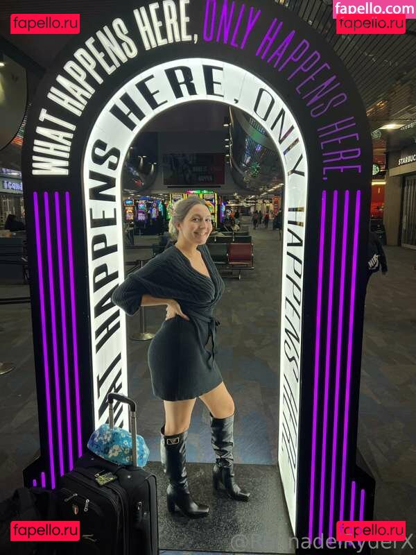 Rennadel Ryder / https: / xoRennadelRyder Onlyfans Photo Gallery 