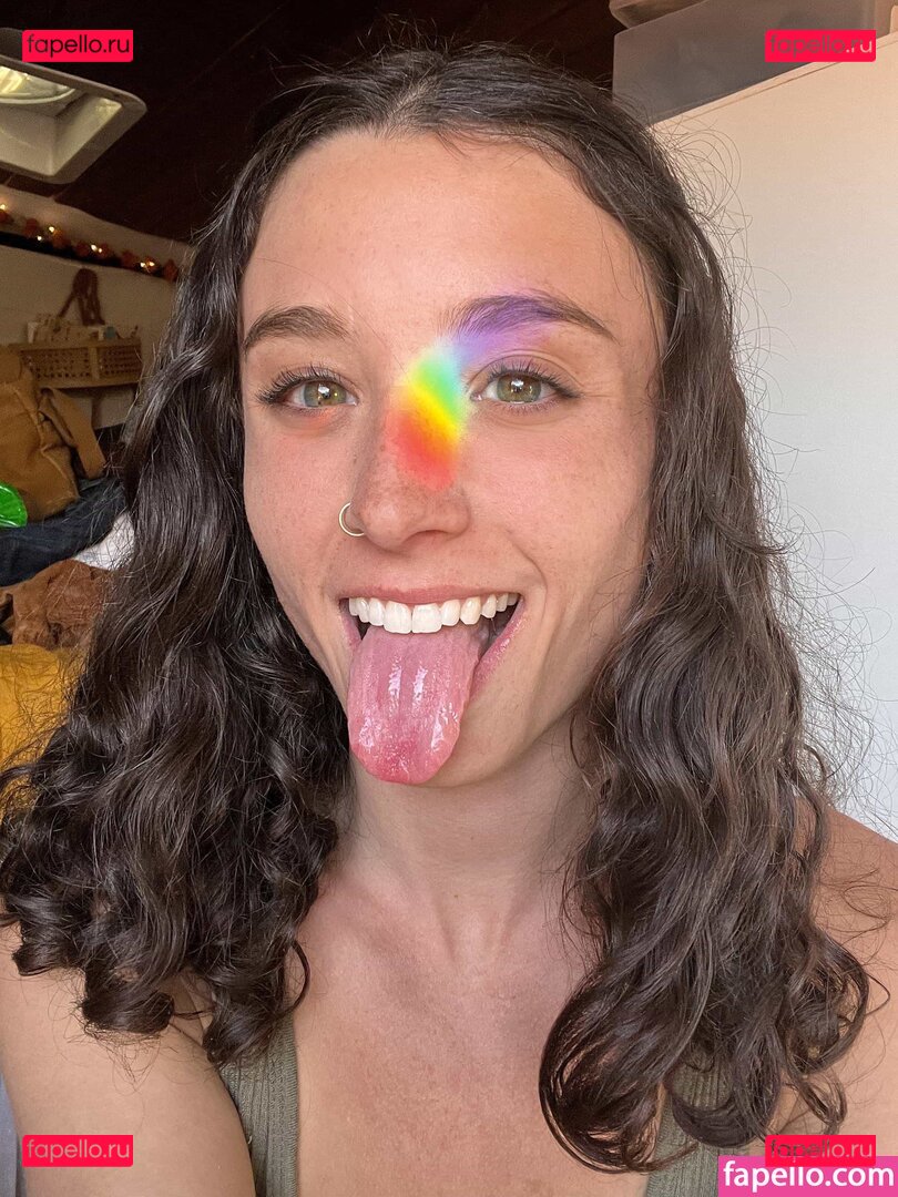 forest-fox / littleforestfox Onlyfans Photo Gallery 