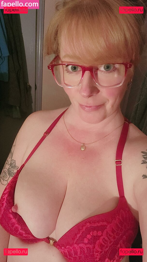 GingerCoug / ginger_cu / gingermfc Onlyfans Photo Gallery 