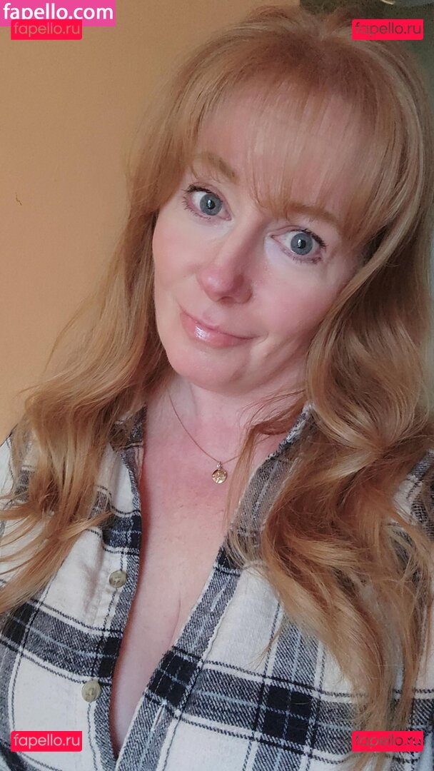 GingerCoug / ginger_cu / gingermfc Onlyfans Photo Gallery 