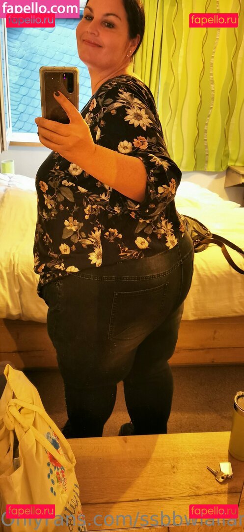 official_lani1 / ssbbwlailani Onlyfans Photo Gallery 