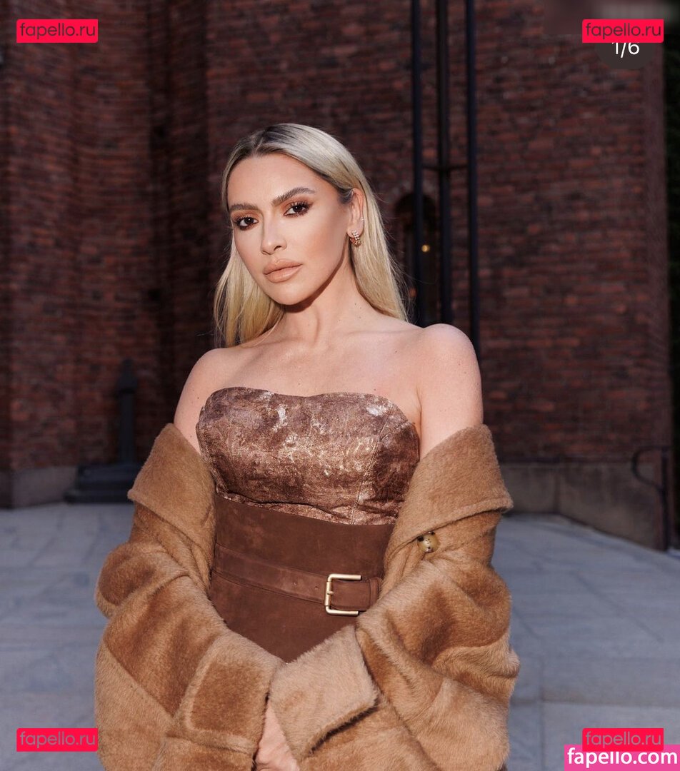 Hadise / hadisex Onlyfans Photo Gallery 