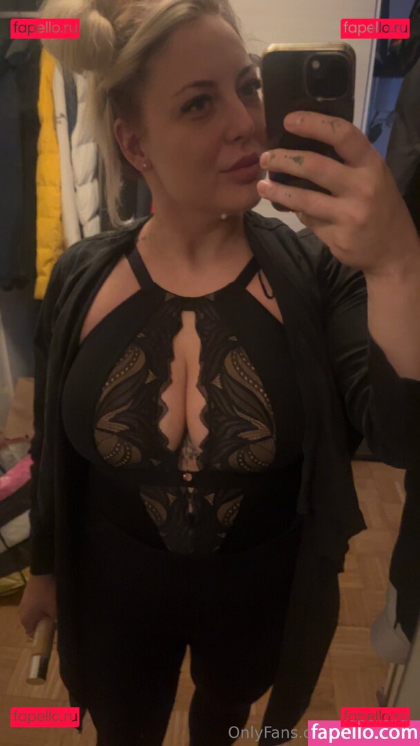 ellitellivip Onlyfans Photo Gallery 