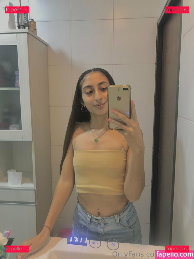 itzlbelen Onlyfans Photo Gallery 