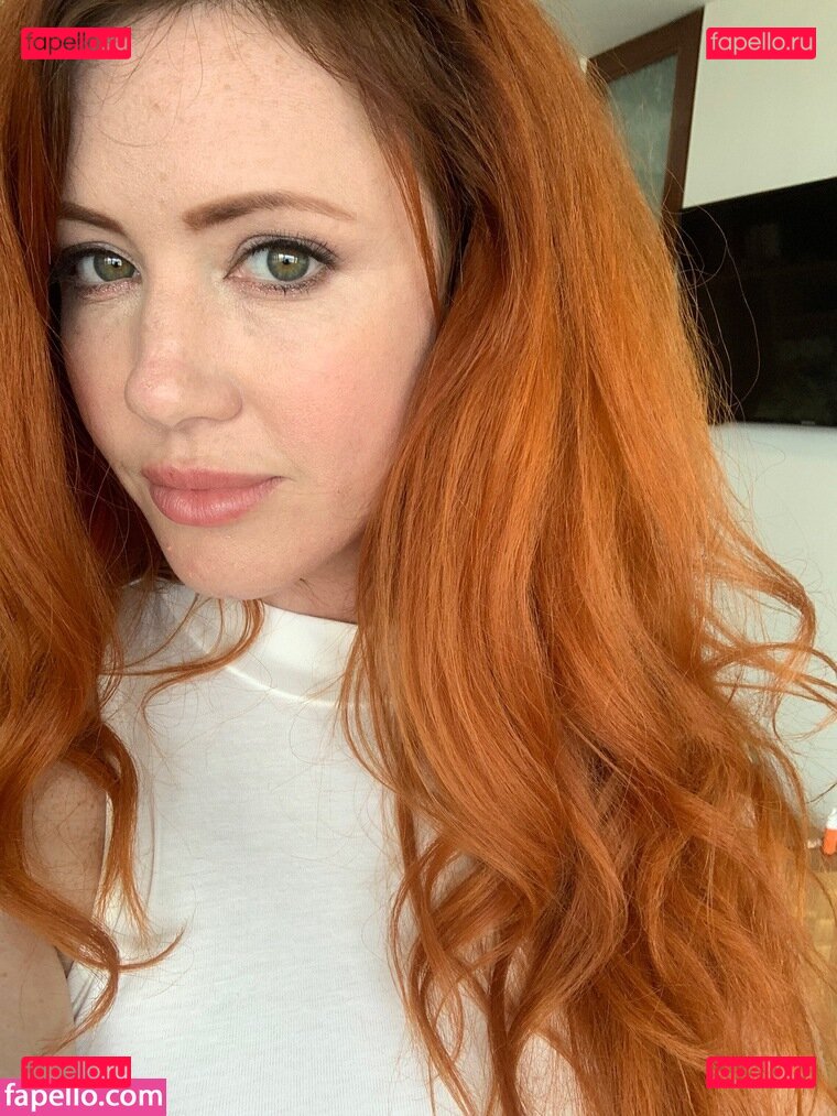 Elle Alexandra / TheGingerIsBac1 / https: / the_ellealexandra Onlyfans Photo Gallery 