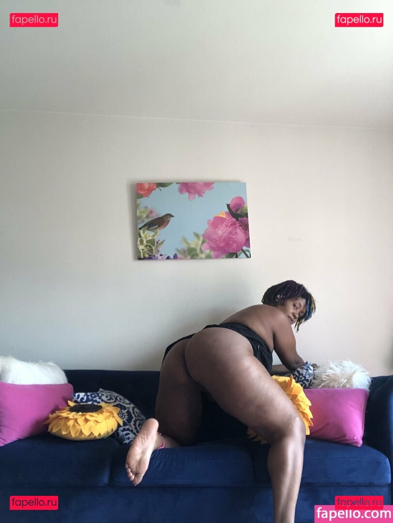 rhythmandcoils / universallovvvve Onlyfans Photo Gallery 