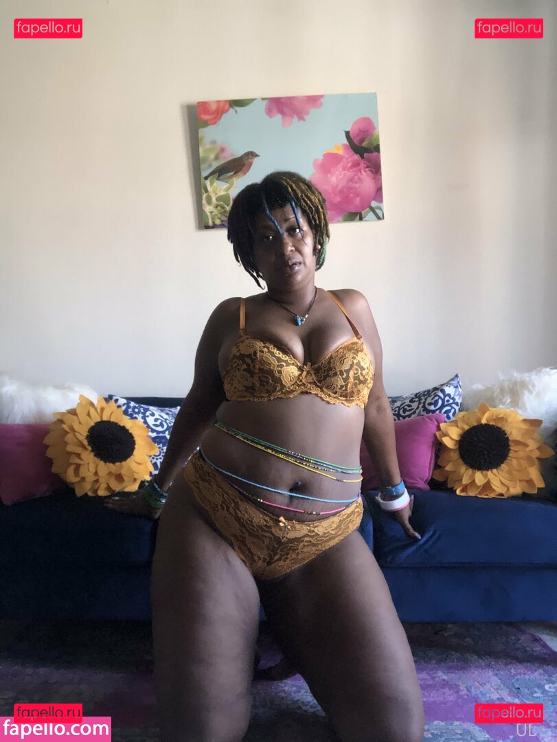 rhythmandcoils / universallovvvve Onlyfans Photo Gallery 